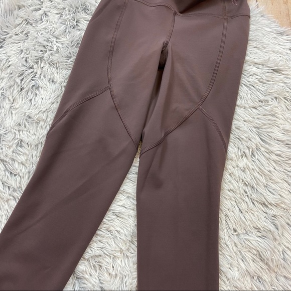 Lululemon To The Beat Tight 24” - Picture 10 of 13